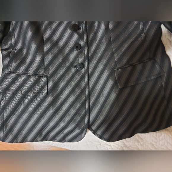 Armani Collection Women Jacket - Picture 3 of 6